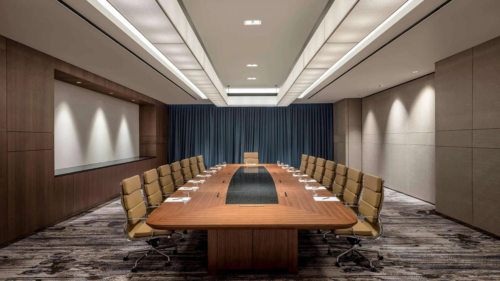 Novotel Suites Ambassador Seoul Yongsan 5*,  South Korea