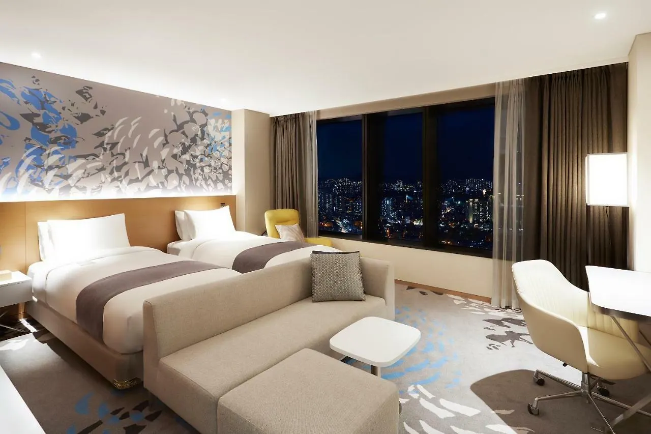Novotel Suites Ambassador Seoul Yongsan