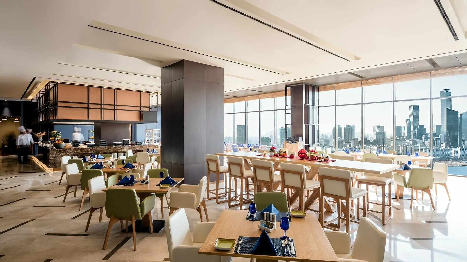 ***** Hotel Novotel Suites Ambassador Seoul Yongsan South Korea