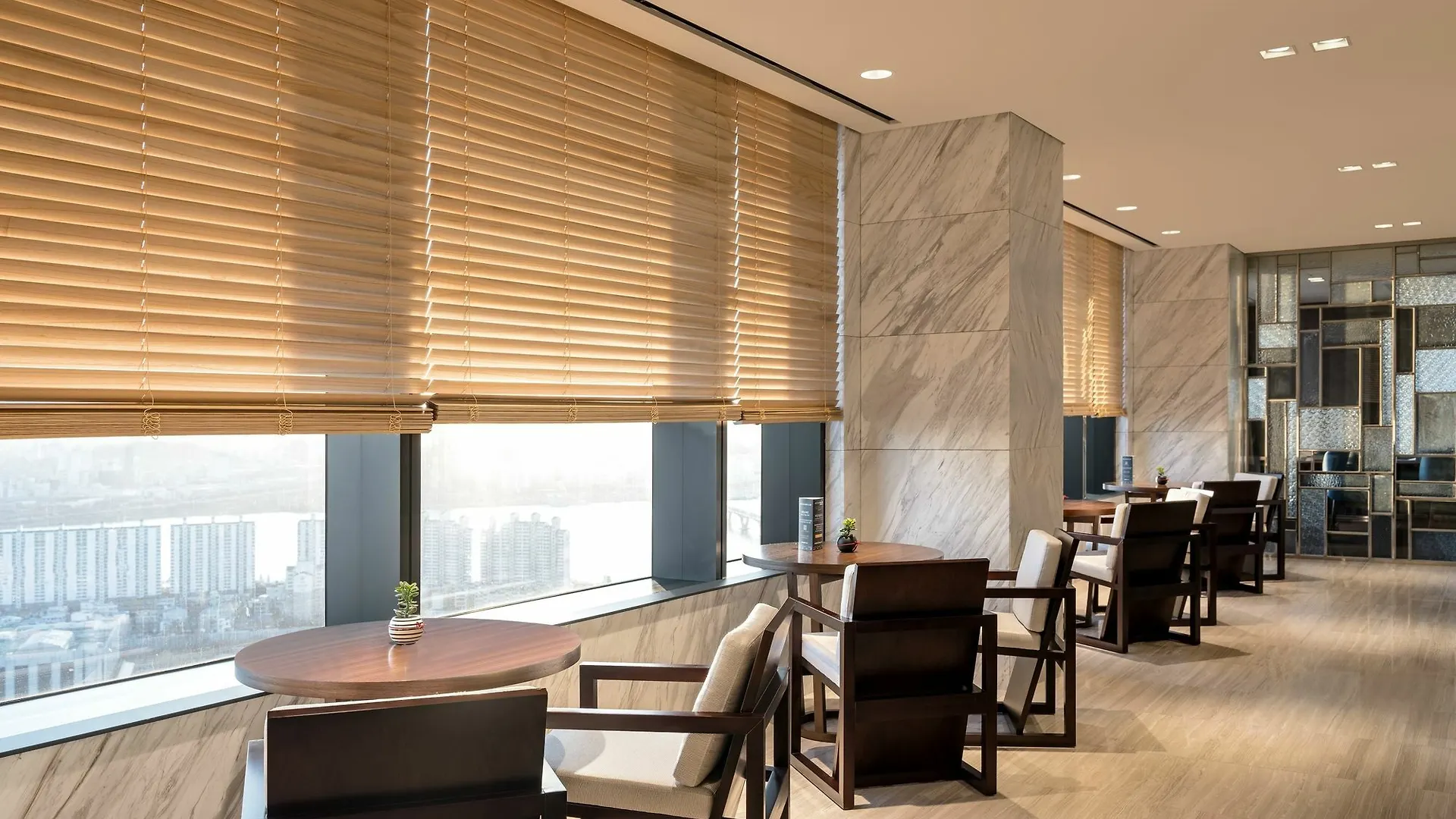 Hotel Novotel Suites Ambassador Seoul Yongsan
