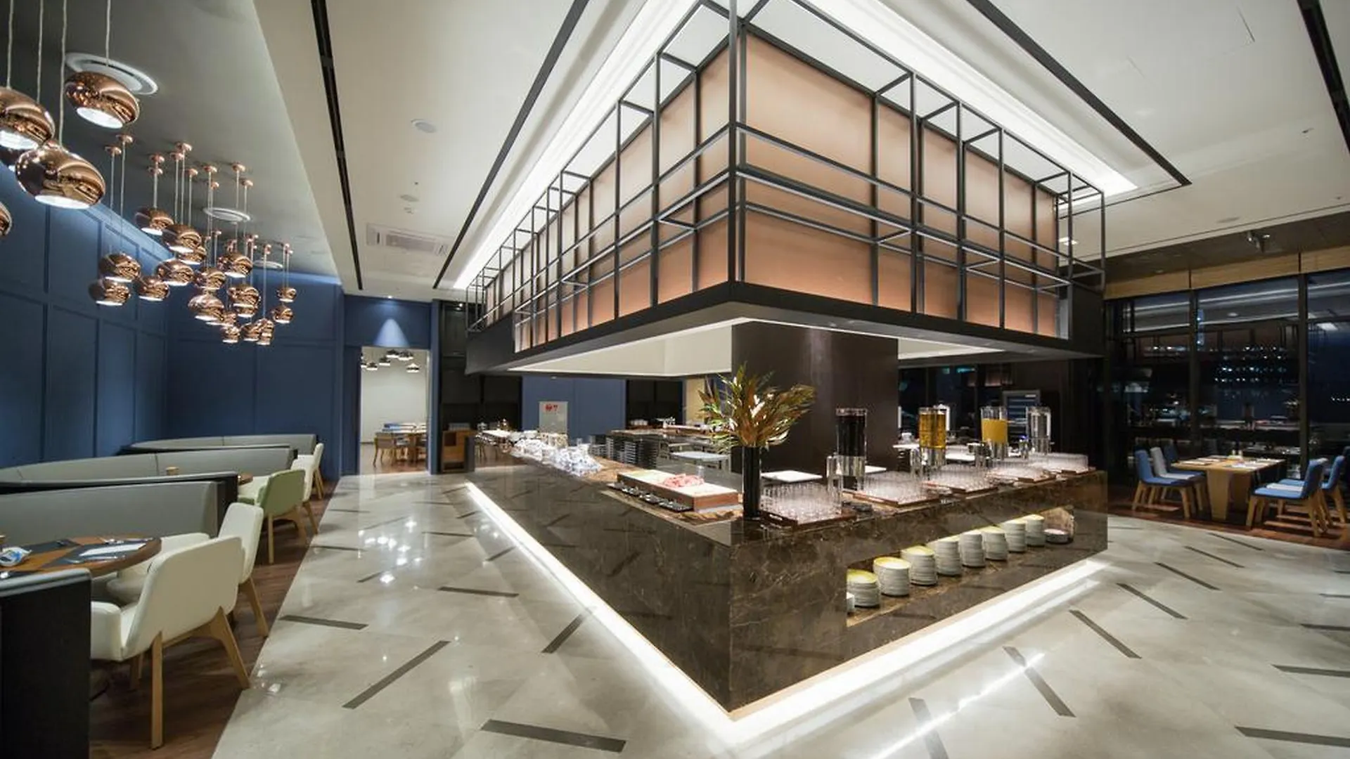 Отель Novotel Suites Ambassador Seoul Yongsan