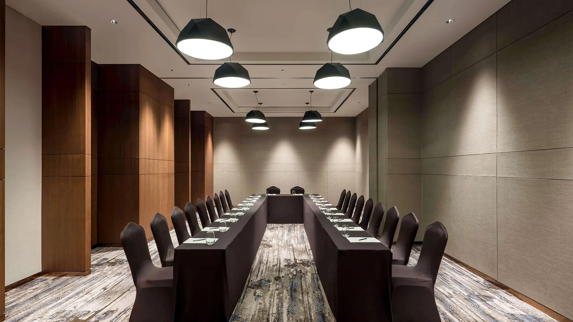 Novotel Suites Ambassador Seoul Yongsan Южная Корея