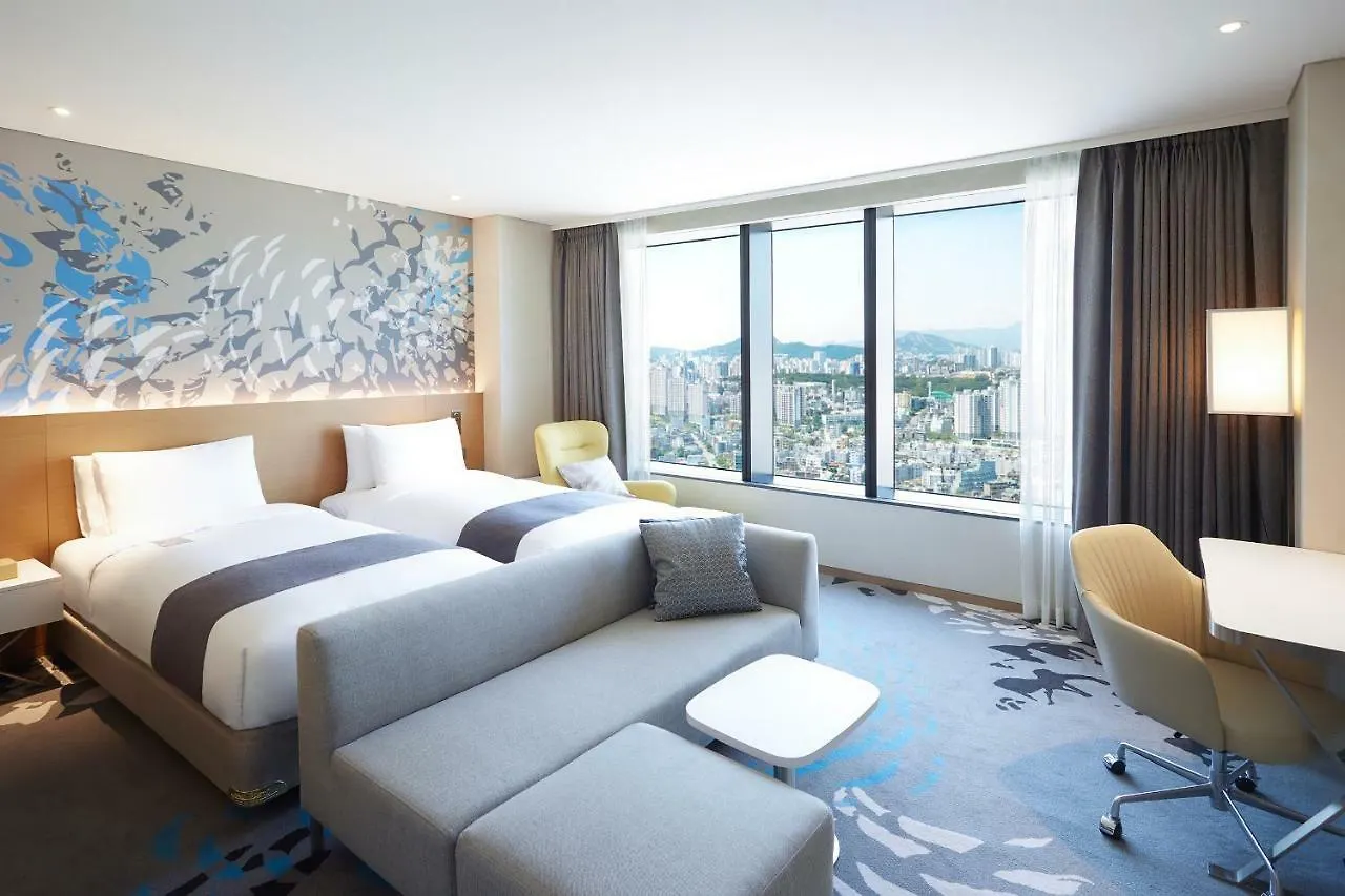 Novotel Suites Ambassador Seoul Yongsan 5*,