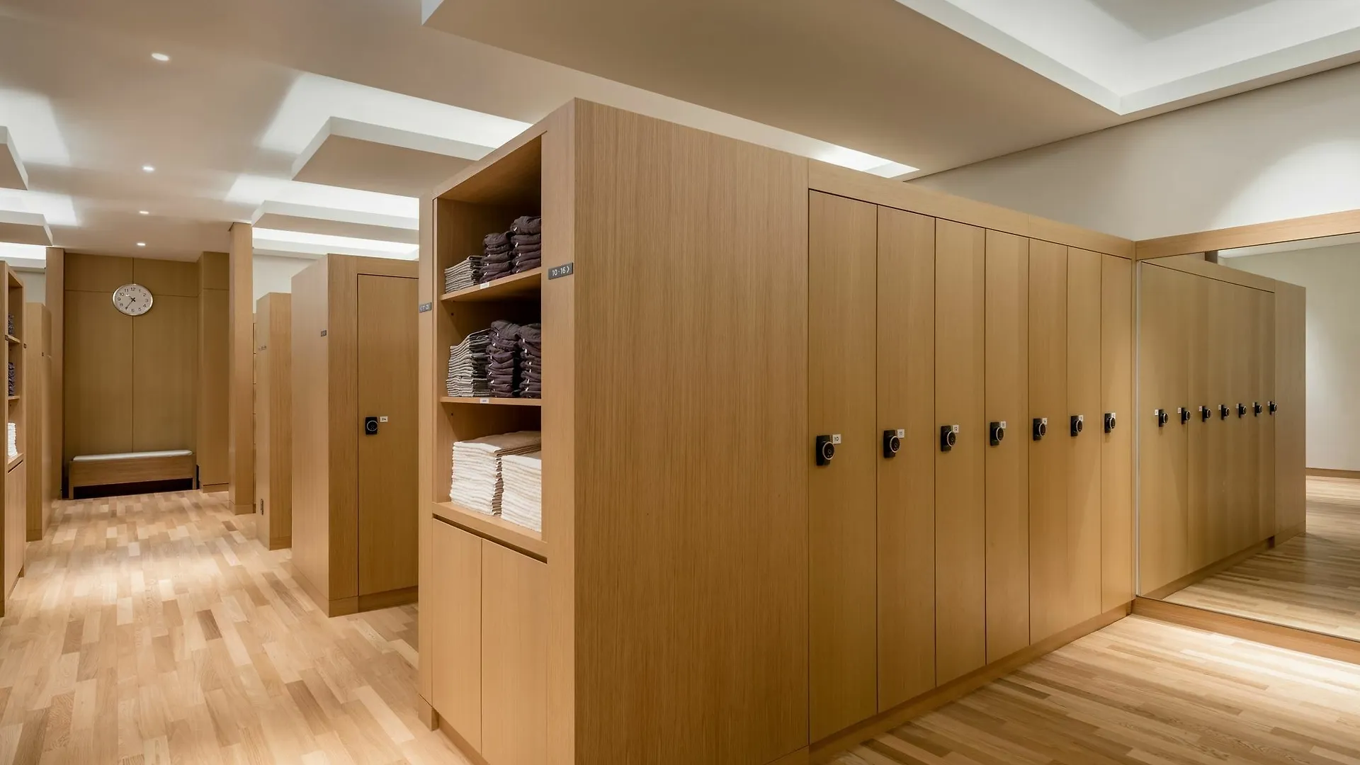 Отель Novotel Suites Ambassador Seoul Yongsan
