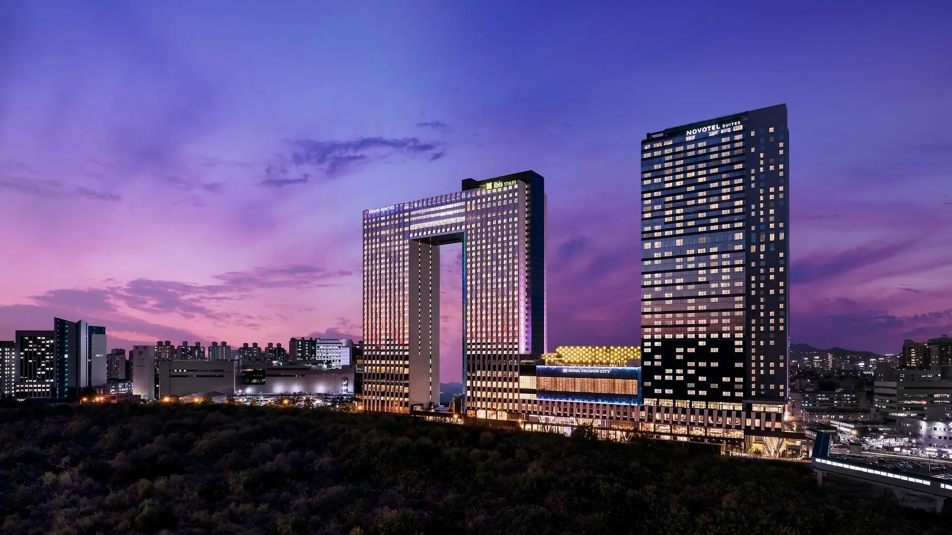 Отель Novotel Suites Ambassador Seoul Yongsan