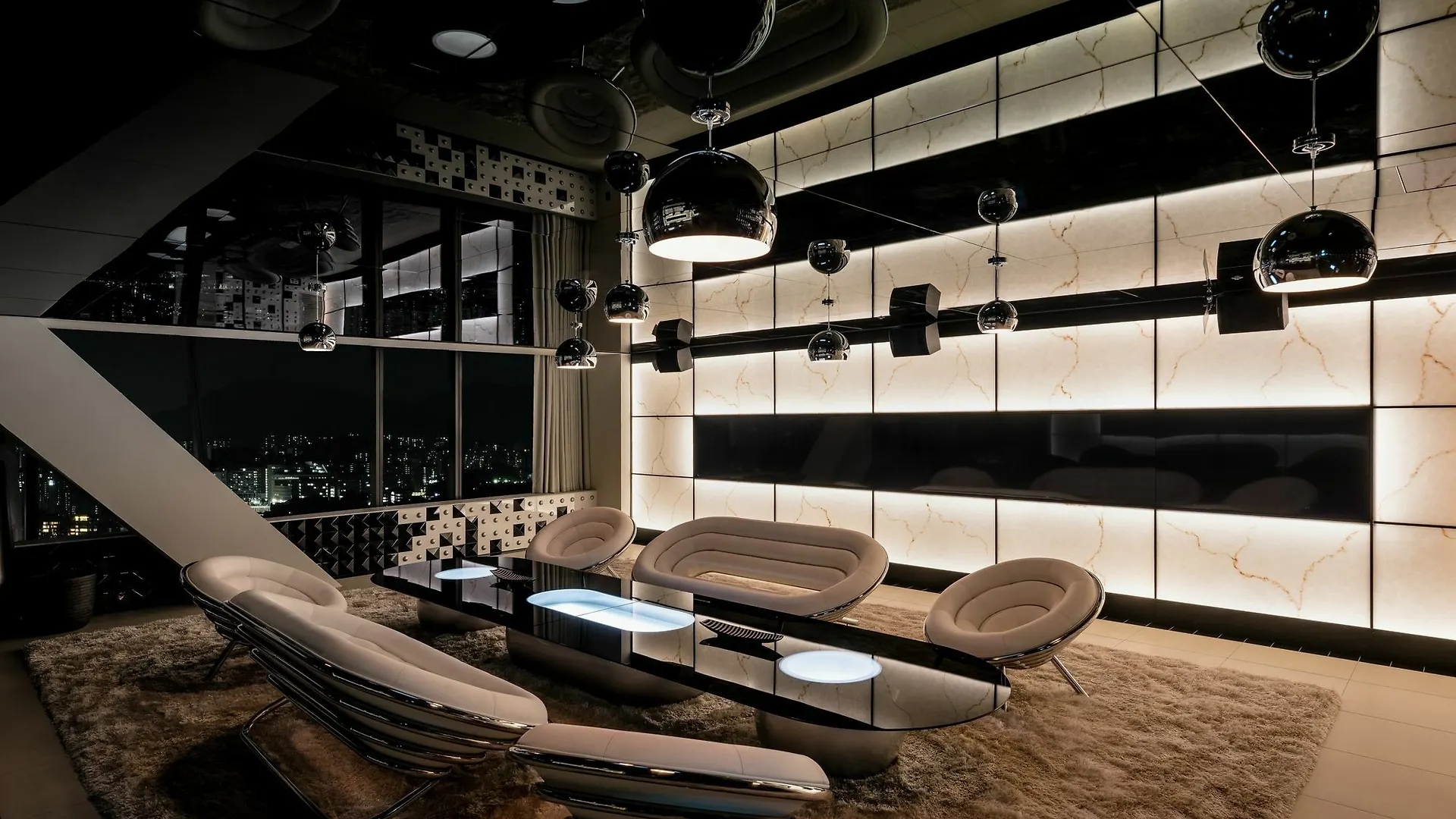 Novotel Suites Ambassador Seoul Yongsan 5*,